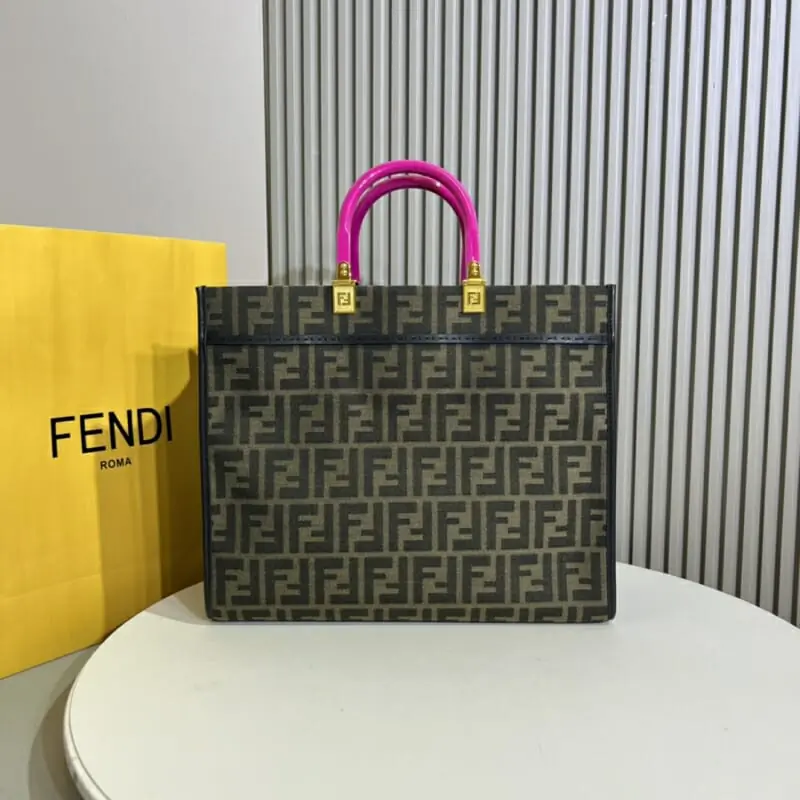 fendi aaa qualite tote-sac a main  pour femme s_124b3131